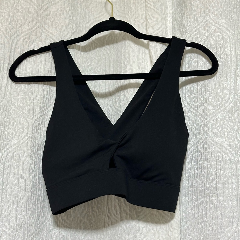 Like New-Fabletics sports bra